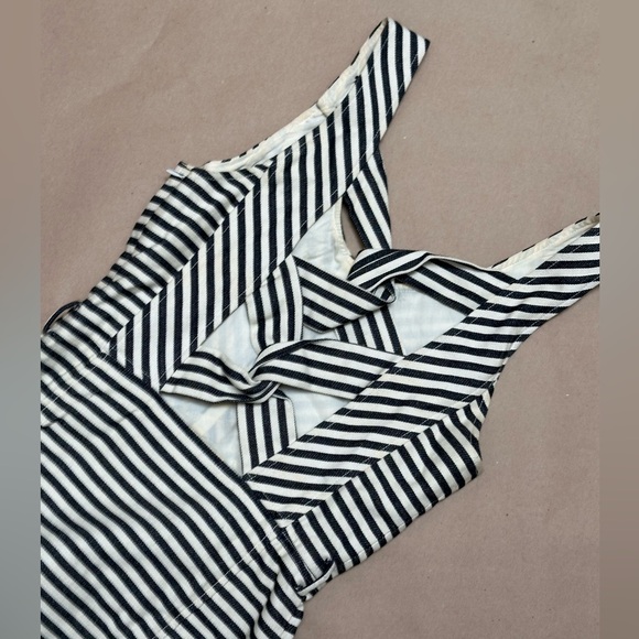 Charlotte Ronson fitted stripped dress, cream and black (S) - Picture 3 of 12